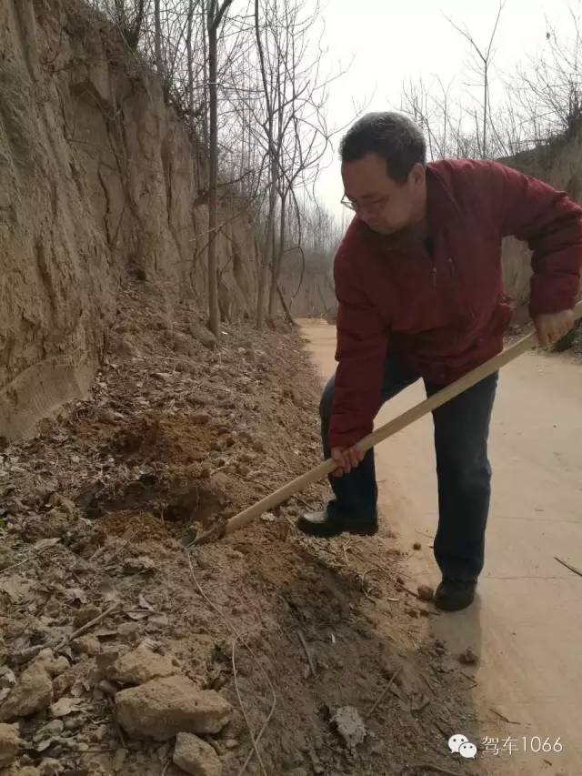 這大叔干起活也是很6呀！