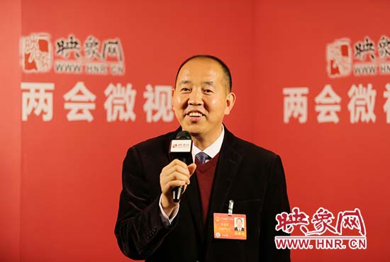 全國(guó)人大代表張全收做客映象網(wǎng)《兩會(huì)微視》視頻訪(fǎng)談。