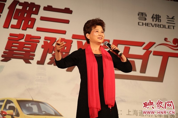 張春榮演唱的《香魂女》選段，博得觀眾陣陣掌聲。