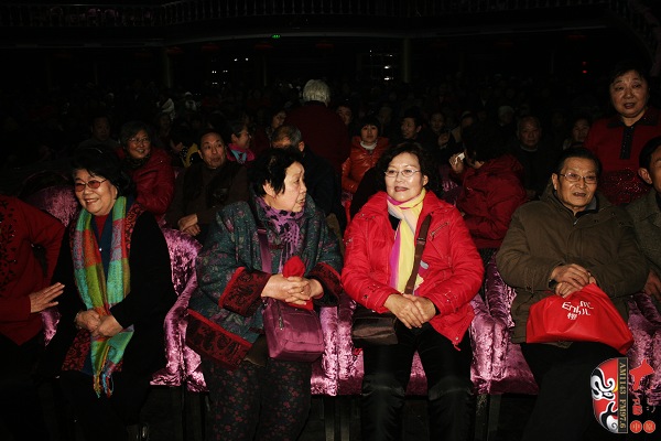 豫劇《朝陽(yáng)溝》銀環(huán)媽扮演者、著名豫劇表演藝術(shù)家楊華瑞，著名豫劇表演藝術(shù)家王素君