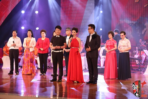 主持人：河南電臺(tái)戲曲廣播“當(dāng)家小生”月陽(yáng)、河南電視臺(tái)9頻道徐雪、原中央電視臺(tái)著名節(jié)目主持人白燕升