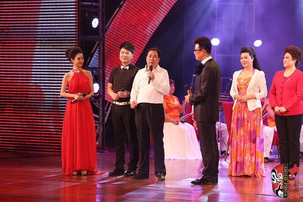 采訪中國(guó)劇協(xié)副主席、河南省劇協(xié)主席、河南省豫劇院院長(zhǎng)李樹建
