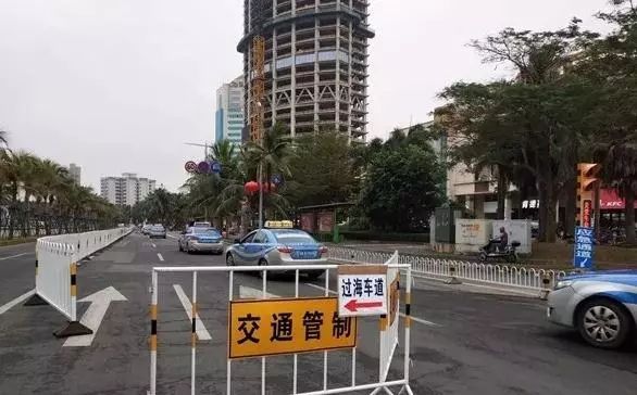 一家五口滯留?？?天 港口附近方便面都買不到