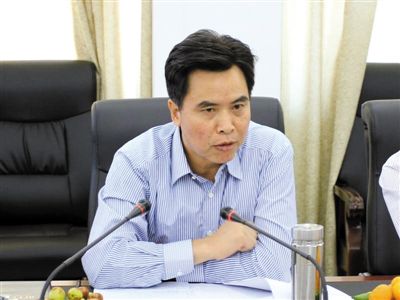 原萍鄉(xiāng)市副市長孫家群。