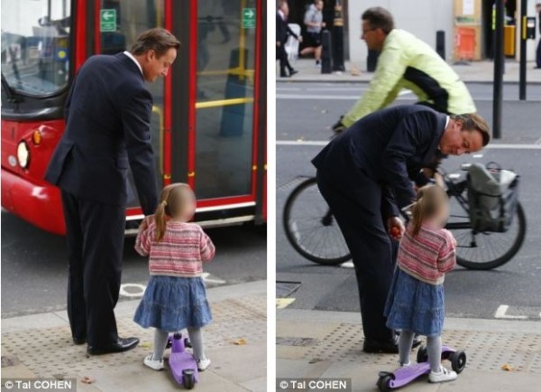 英國首相卡梅倫步行送女兒上幼兒園。