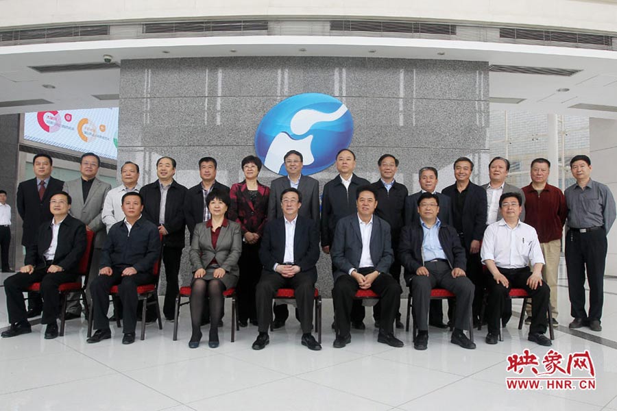 河南省委書記、省人大常委會(huì)主任郭庚茂視察河南電視臺(tái) 東方今報(bào)記者沈翔 劉棟杰/攝