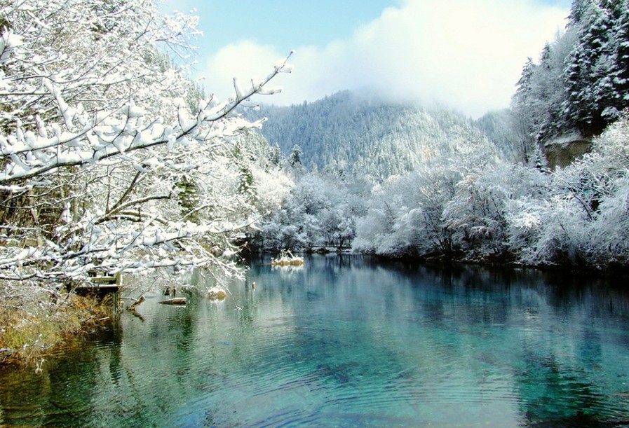 九寨溝進入豐雪期 淡季門票優(yōu)惠開始