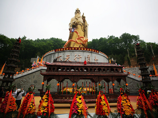 三八節(jié)各大景區(qū)優(yōu)惠出爐 女性及陪同的男性也免門(mén)票