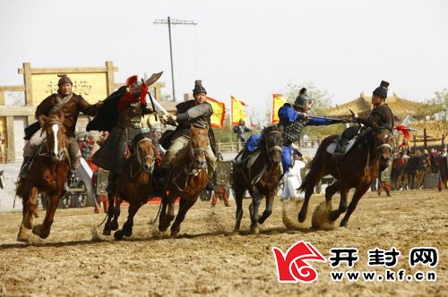 炎炎夏日 清明上河園喊你去“納涼” 炎炎夏日 清明上河園喊你去“納涼”