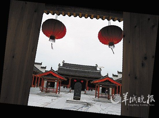 歙縣徽州府衙正堂，還原徽州古城舊貌的標(biāo)志 李健 攝
