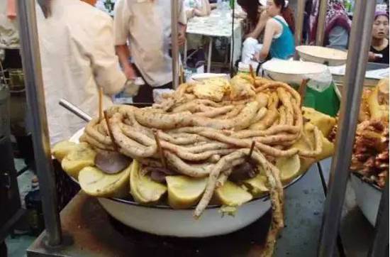 新疆奇葩”黑暗料理“ 你吃過嘛？