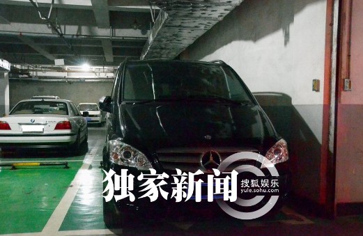 董潔新購(gòu)置的奔馳車。