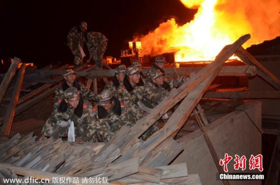 云南香格里拉古城火災火情得到控制 損失逾億元