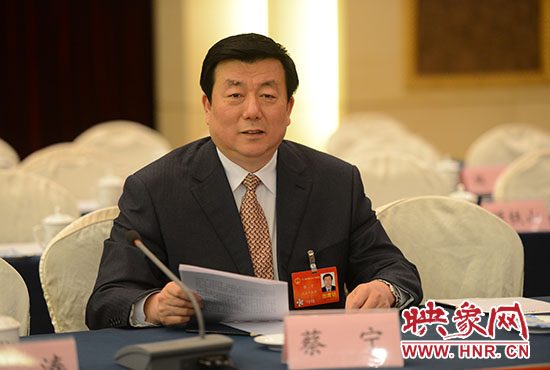 全國人大代表、河南省人民檢察院檢察長蔡寧