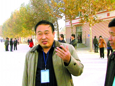 張偉生前照片。胡恩來攝