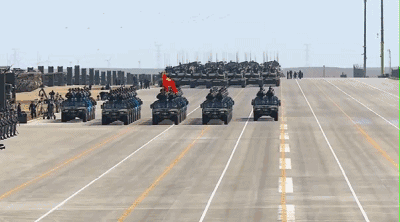 日本網(wǎng)友第一次看中國(guó)建軍節(jié)閱兵直播 啥反應(yīng)？