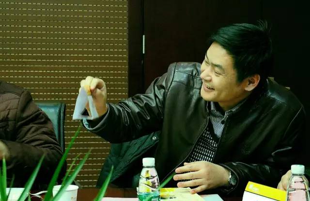 孫躍青 鄭州市公交公司車長，首屆河南十大影響力公職人員獲獎(jiǎng)?wù)? complete=
