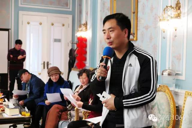 星星裝飾公司董事長(zhǎng)、詩(shī)人 孔令偉