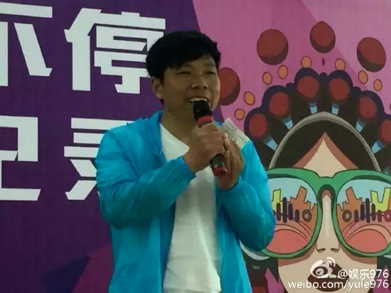 見證挑戰(zhàn)的戲迷代表陳紅森講述自己和戲曲的故事、見證歷史時刻的心情。