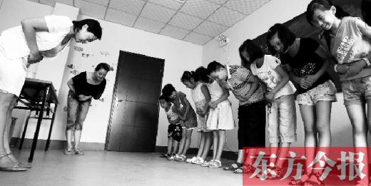 想教國(guó)學(xué)得先考國(guó)學(xué)教師資格證？