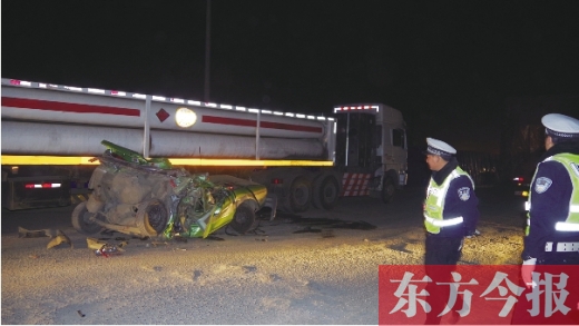 昨日下午，鄭平路與107國(guó)道并線處突發(fā)車禍，造成鄭平路擁堵兩個(gè)多小時(shí)