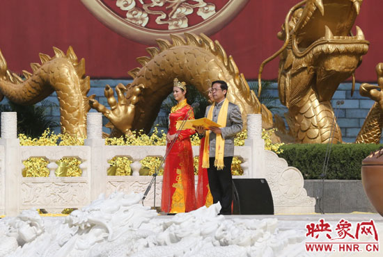 省委副書記、省政協(xié)主席葉冬松致歡迎詞。映象網(wǎng)記者 邵恰 攝