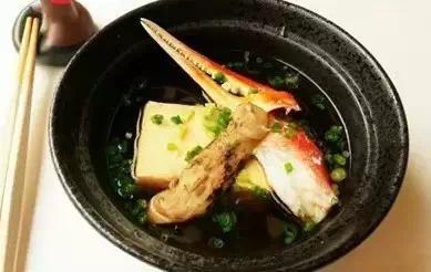 就一點(diǎn)兒紫菜跟生魚片 日料沒(méi)吃什么為啥還那么貴？