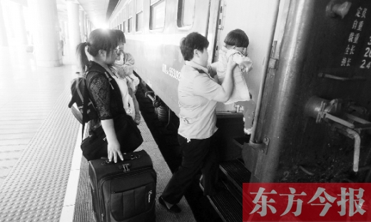 鄭州到溫州的2191/4次列車，是鄭州鐵路局最后一對綠皮車。