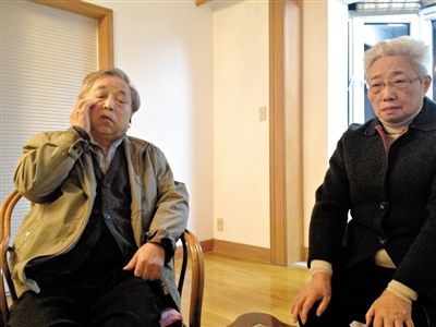 前晚，年過七旬的劉光嘉及妻子向記者講述強拆經(jīng)過。