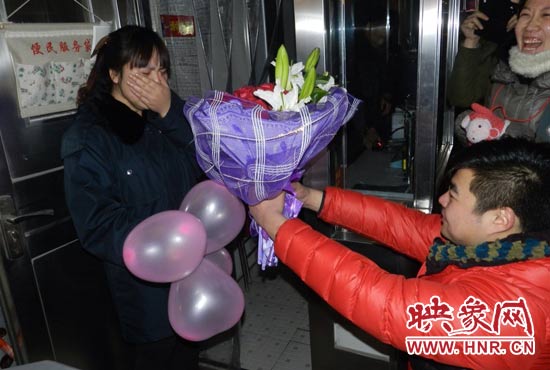 “嫁給我吧，我要愛你一生！”