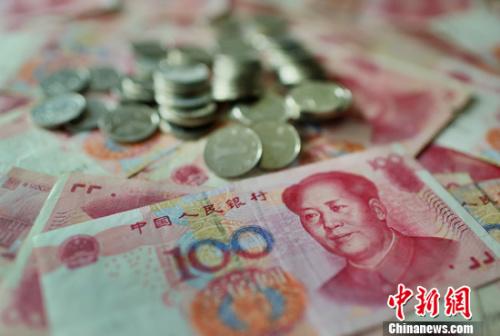2015年各行業(yè)年平均工資出爐 來(lái)看你達(dá)標(biāo)了嗎？