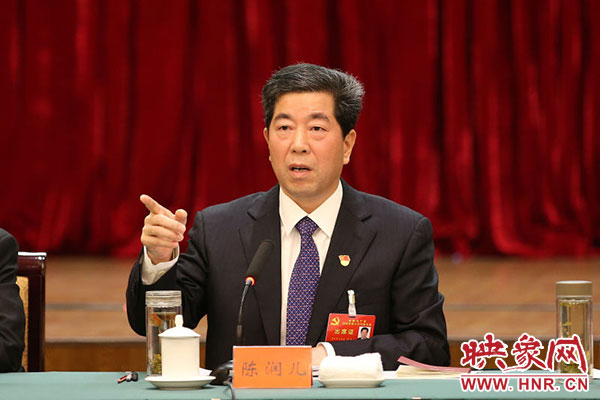 陳潤兒參加省第十次黨代會省直一團(tuán)代表團(tuán)審議