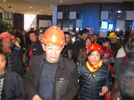 在工資發(fā)放中，最大的發(fā)放金額有三百多萬(wàn)元，超過(guò)百萬(wàn)元的工資額度也有好多筆。