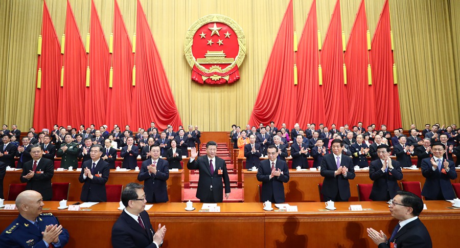 習(xí)近平當(dāng)選國(guó)家主席、中央軍委主席