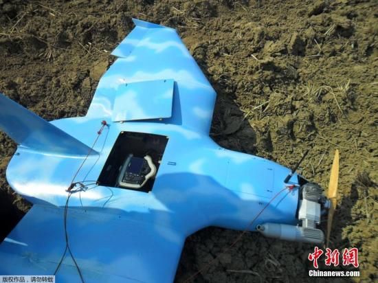 圖為3月31日，一架無人機在韓國西部海域的白翎島墜毀。