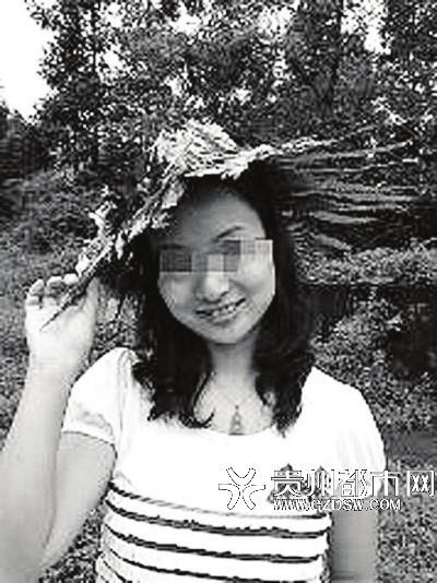 李某生活照。