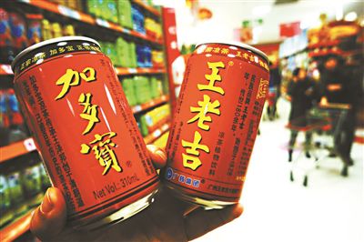 廣東省高級人民法院一審宣判，紅罐涼茶裝潢所有權(quán)歸屬于王老吉，加多寶稱將上訴供圖/CFP