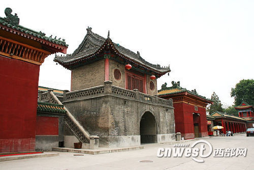 三位印度高僧曾于開元年間在大興善寺譯經(jīng)宏法,其中善無畏更是被唐玄宗尊為國師。