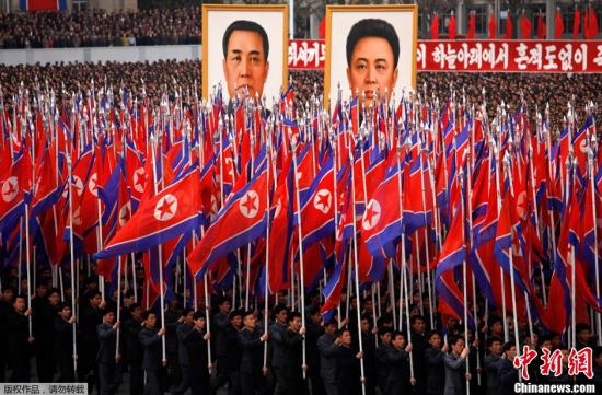 4月20日，包括軍人、公務(wù)員與平壤市民在內(nèi)的朝鮮各界民眾在金日成廣場集會(huì)，譴責(zé)并發(fā)誓要“消滅”韓國李