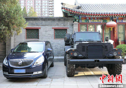 輕型聯(lián)合越野戰(zhàn)力與別克GL8商務(wù)MPV車(chē)對(duì)比。張龍?jiān)茢z