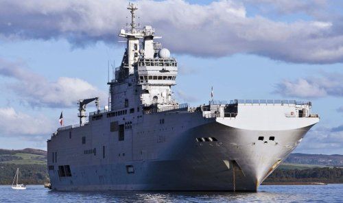 俄羅斯向法國購買西北風級兩棲攻擊艦。