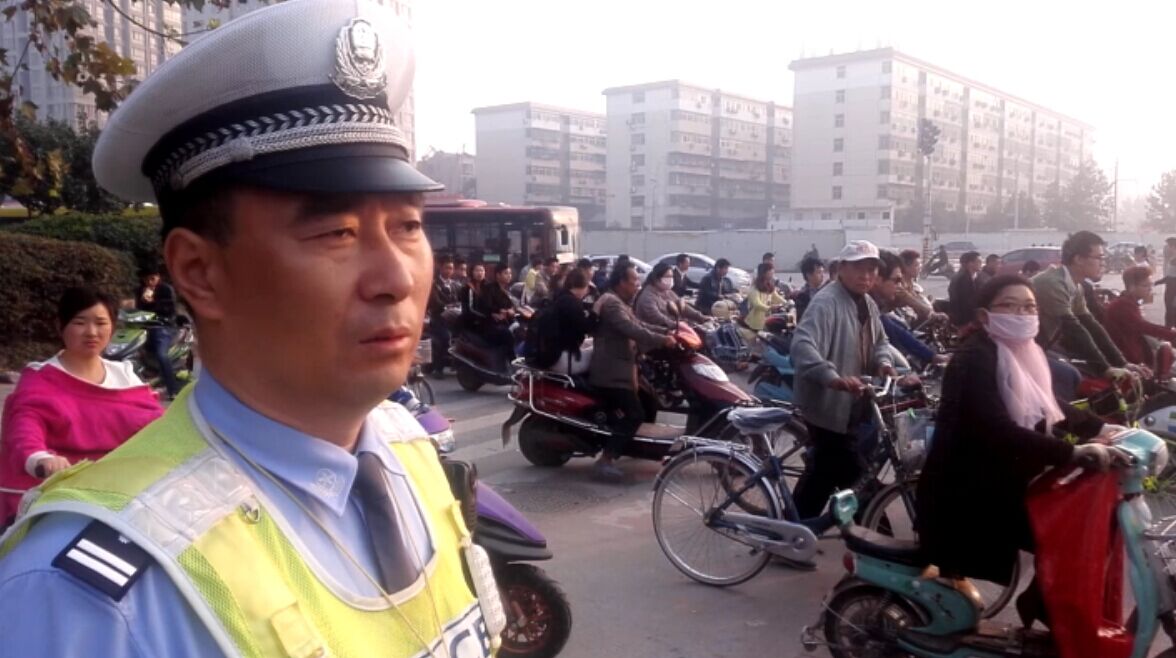 上班表情：1逗2羞3怕 你是哪個(gè)？
