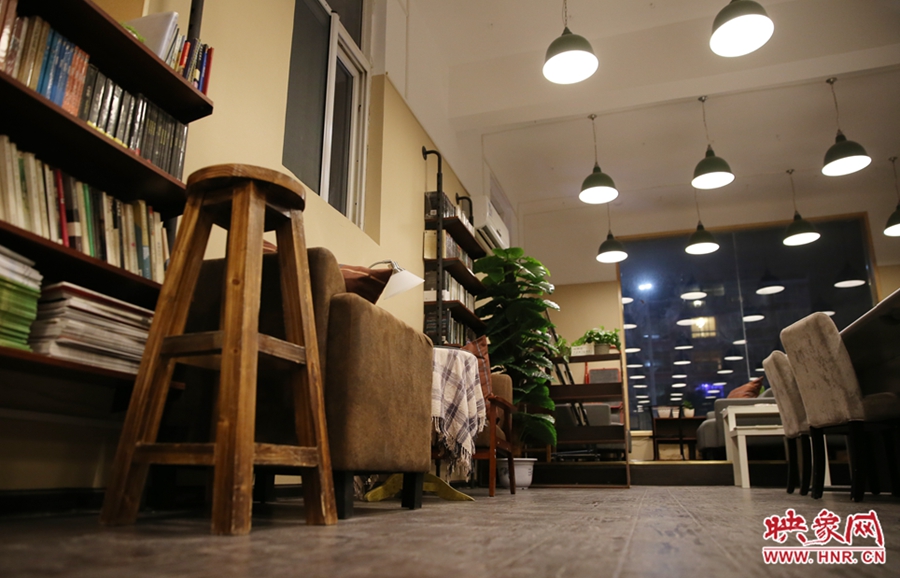 書店內(nèi)的裝飾。