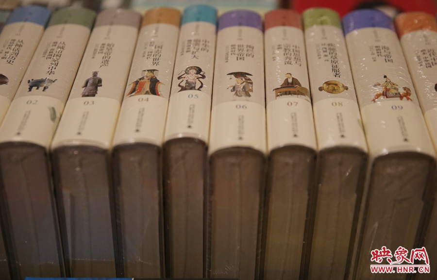 書店內(nèi)的書。