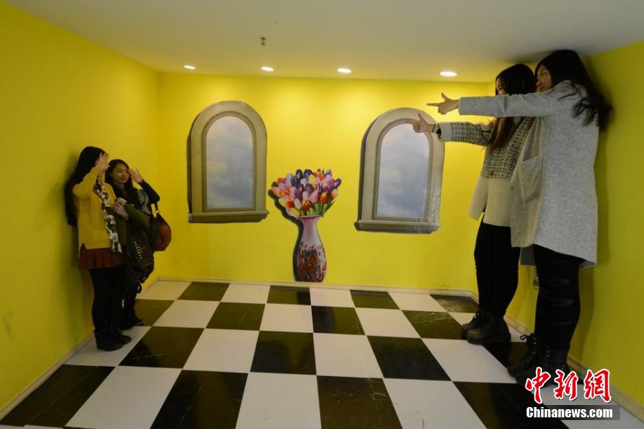 3D錯覺藝術(shù)館亮相蘇州 市民體驗(yàn)震撼視覺藝術(shù)